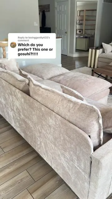 Replying to @lovinggently435 I prefer a more firm couch. ButI love them both and I don’t think you can go wrong with either. #gosuhi #ovios #modularcouch #summervibes #dealsforyoudays 