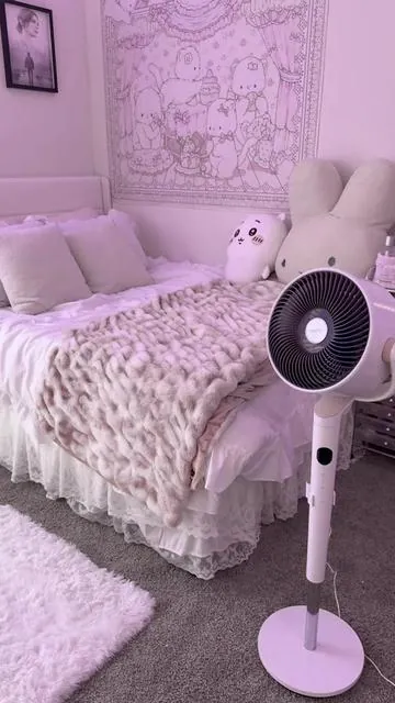 MY SAVIOR CAUSE HAVING ALL MY LIGHTS + MY PC ON MAKES IT SO HOT 😫 🪭  #myroom #pcsetup #roominspo #cozy #fyp 