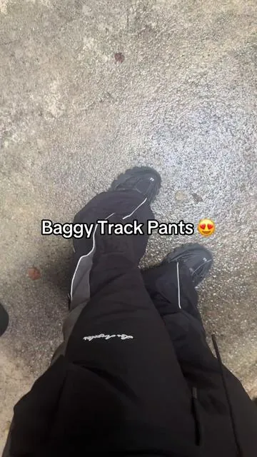 #trackpants #SummerWins 