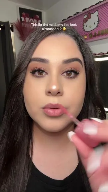 I didn’t know a lip tint could blur texture like this…  #liptint #colorgram #liptintviral #koreanmakeup #dealsforyoudays 