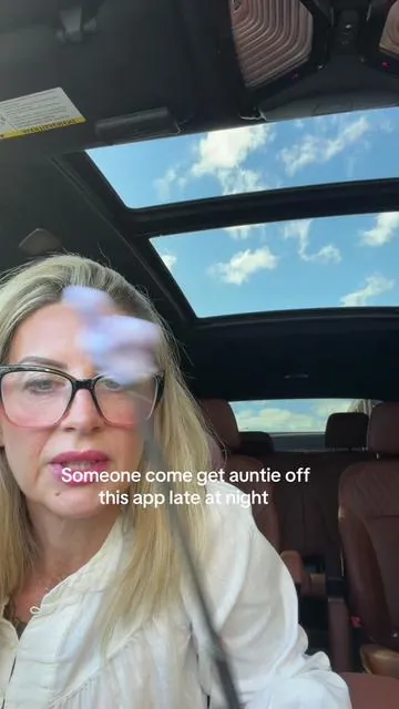 You don’t need these. But yet you kind a do need them #funnytiktok #fingerpointer #dealsforyoudays #latenightfinds #tiktokmademebuyit 