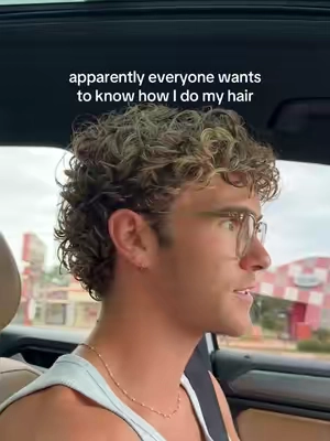 it’s easy af #menshair #curlyhair #menscurls #haircut #hairtutorial 