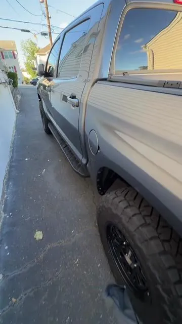 Keep your truck cool and shaded with this windshield shade!  #car #truck #dealsforyoudays #summerwins #caraccessories -9- 