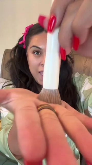 Amigas esta cremita de Ongredients me encanta!  @ongredients US @ongredients US Store  #ongredients #makeupprep #barrierrepair #glowyskin #tiktokshopcreatorpicks   