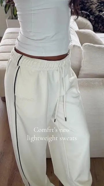 @Comfrt #comfrt #comfrtsweatpants #widelegsweatpants #loungewear #sweats 