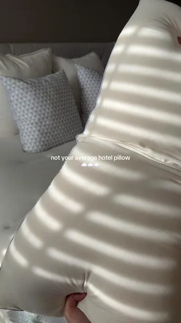 the perfect pillows #hotelpillow #fluffypillows #mellowsleep @Mellow Sleep 