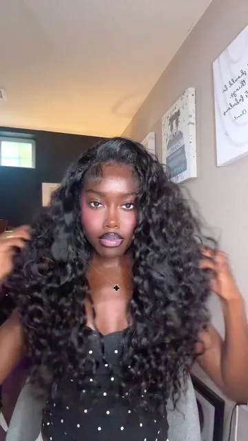 I’m so in love with this unit, quick and easy BOMB results!😍😍😍🤩🙈 @tinashehair 🛒 #Blackgirlhair #wavyhair #AffordableWig #tiktoktopwigs #tinashehair 