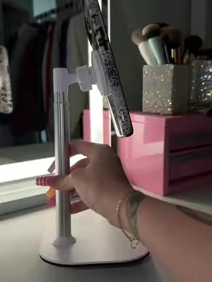 the perfect phone holder ! 