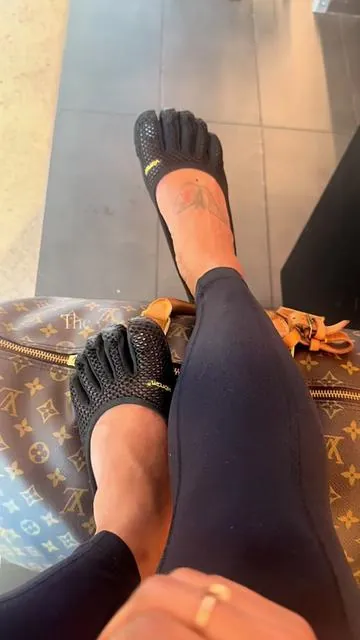 Get yours before they’re gone!! #vibramfivefingers #fivefingershoes #obsessed #TikTokShopDealsforYouDays #dealsforyoudays 