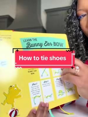 He learned in 30 min… #shoelace #tyingshoes #howtotieshoelaces #tieshoelaces #momhacks 