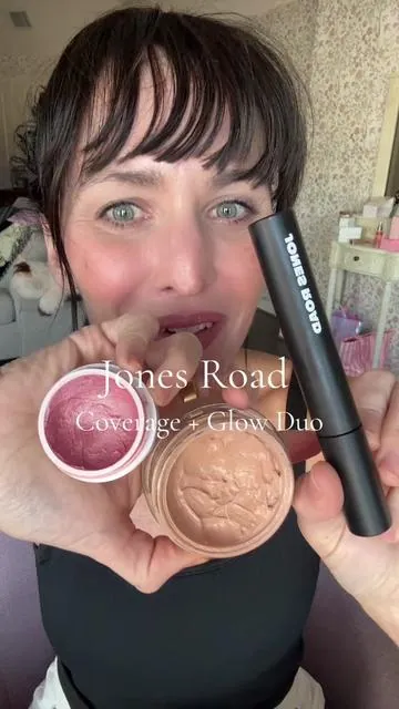 Jones Road this deal is insane! A Free mascara while supplies last 😊 with the what the foundation and miracle balm duo @Jones Road #dfyd #dealsforyoudays #makeupover40 #glowymakeup #over40makeup 