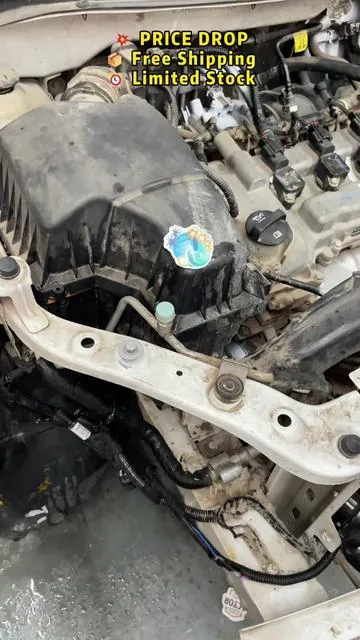 Don’t get stranded over a blown fuse Keep this in your glove box #CarHack #EmergencyKit #caraccessories #viralproducts #coolgadgets