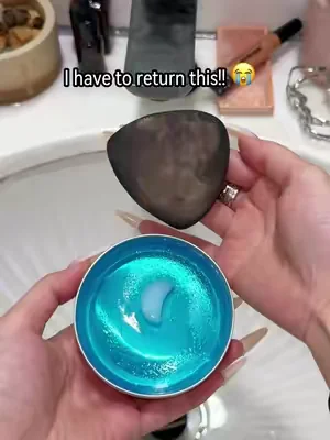 Stop wasting money on dumb random cleaning hacks, this soap is all you need 🤯 #MakeupBrushCleaning #BeautyMustHave #MakeupTools #CleaningEssentials #DealsForYouDays