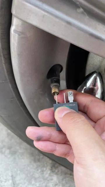 Herramienta de reaprendizaje TPMS para GM.#tpms #tpmssensor #tpmsprogramming #TikTokMadeMeBuyIt #blackfridaydeals