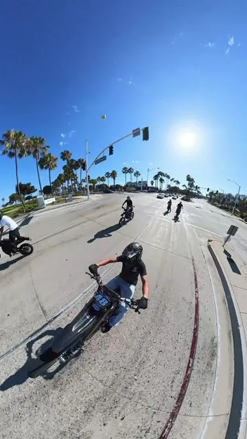 insta360 clips go crazy @insta360 official #insta360 #ebike #surron #wheelie #viral stunts performed by professionals on closed educational training course 18+