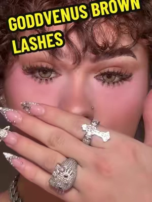 my lash map is 12,12,12,14,16,18! tutorial coming soon 💗 #lashes #lashclusters #brownlashes #brownclusters #goddvenuslashes 