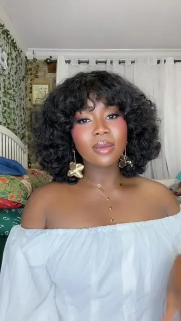 Easiest hairdo ever, put on and go glueless wig @ShowReal hair #wearandgowigs #gluelesswigs #wigtok #fyp #CapCut 