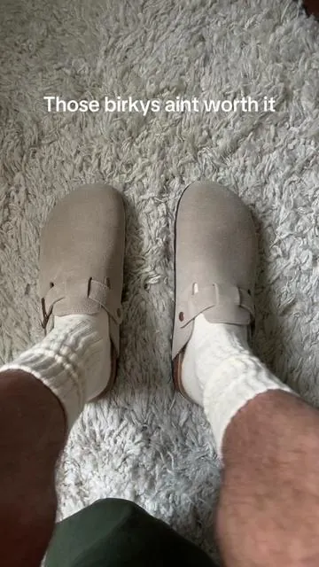 Suede clogs that look and feel like the name brand #dealsforyoudays #clogs #suedeclogs 