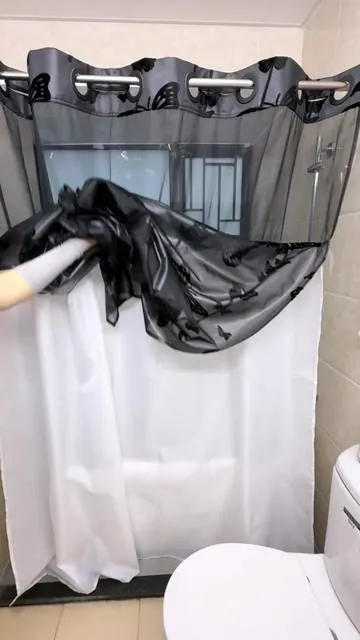 Incluso si alquilas una casa, puedes tener un baño limpio. #bathroommakeover #bathroomaccessories #showercutain #waterproofmakeup #tiktokshop 