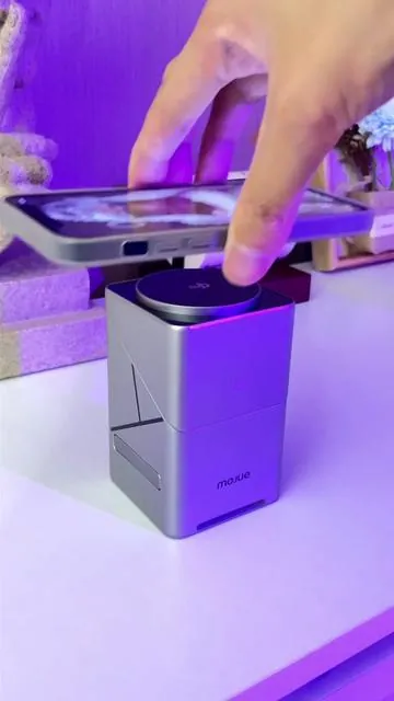 #3in1charger #3in1chargerstation
 #wirelesschargingstation #wirelesscharging#tiktokshopmothersday  