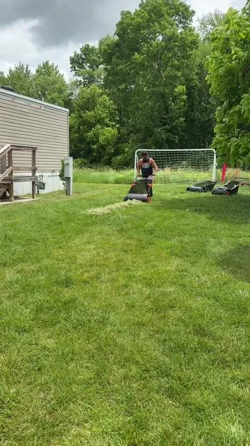 This guy literally has to buy so many before he finally finds one he actually likes. #vevorlawnsweeper #lawnsweeper #lawnequipment #vevor #yardcleanup @VEVOR Outdoor Store 