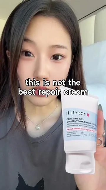 Perfect balance for oily, DEHYDRATED skin! @ILLIYOON US #illiyoon #sensitiveskin #kbeauty #koreanskincare #skincaretips 