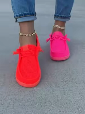 #heydudes #sliponshoes #dealsforyoudays 
