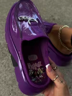 Bratz and @HeyDude collab!! OBSESSED🔥🔥 #heydude #heydudeshoes #bratz #tiktokshopcreatorpicks #dealsforyoudays 