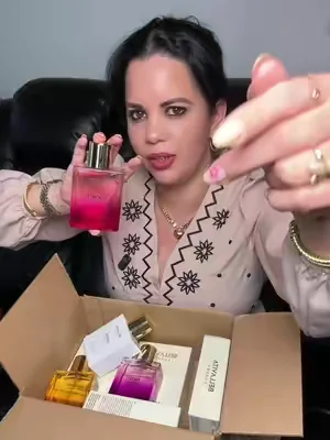 Set de perfumes «The Showstopper» de BellaVita Luxury | Honey Oud, White Oud, Senorita y Date | 4 frascos de 100 ml (3,4 oz) | Para uso diario y fiestas (mujer) | Eau de Parfum de larga duración | Producto estrella para regalo premium | Exclusiva de Super Brand Day#DealsForYouDays#