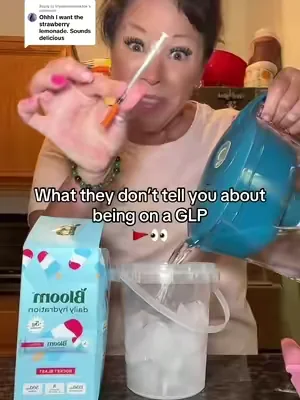 Replying to @Vivianadoestiktok  Bloom came out with what?! 🇺🇸💦❤️🤍💙🎆✨ #bloomnutrition #electrolytes #bloomdfydchallenge #summerwins #dealsforyoudays @Bloom Nutrition 