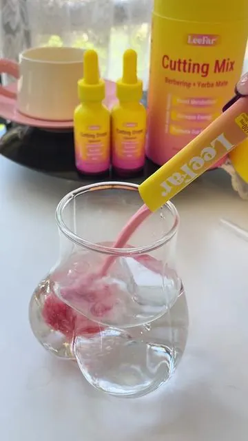 I am in awe！Leefar Drink Mix#TikTokShopDealsforYouDays#FathersDay #leefarcuttingmix #suplementosnaturales #holistichealth