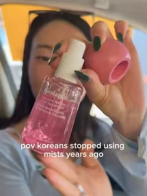 they now use a jelly mist that is non-greasy, non-drying, packed with skincare ingredients to stay glowy & hydrated all day 💖 @Biodance Store US #biodance #jellymist #serumspray #facialmist #dealsforyoudays 