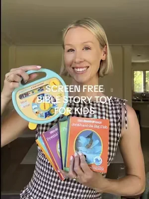 Screen free Bible Storytime player for toddlers and kids to teach them about Jesus 💛💛💛 #bible #Christian #christianmom #screenfreeactivities 