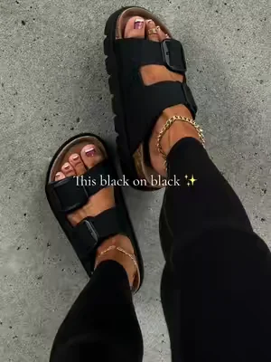 @Project Cloud Shoes Greece Chunky Platform Sandals black in black🔥🔥 #projectcloud #platformsandals #affordablesandals #lookalike #dealsforyoudays 