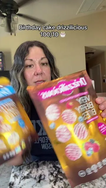 This is the one! City bday cake drizzilicious mini rice cake bites are so good it’s hard to put them down. Even my dad likes them and he’s so picky with his sweet treats. #dealsforyoudays #sweettooth #miniricecakes #drizziliciousminiricecakes #glutenfreesnacks 