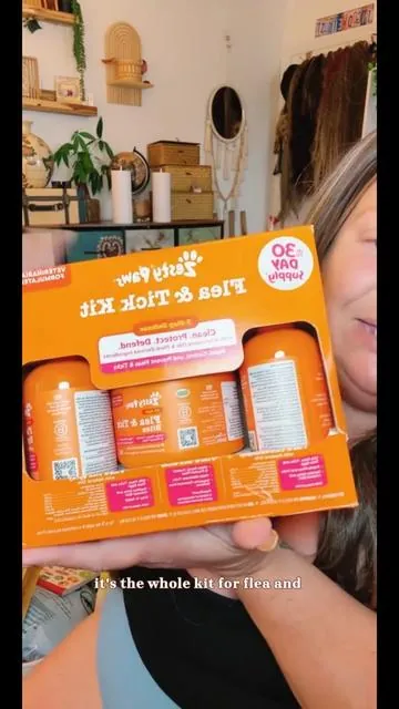 Zesty Paws Flea & Tick Kit for Dogs - Shampoo, Spray, and Bites with Natural Oils for Flea and Tick Control