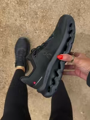 @Evans Sneakers #oncloud #oncloudtilt #sneakers #dealsforyoudays #shoes 