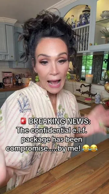 When a package shows up at your door stamped CONFIDENTIAL and TOP SECRET, what exactly are you supposed to do? Because I can tell you what I did. I opened it immediately. 😂 e.l.f. sent over a package featuring their new hair care line, and the presentation was absolutely adorable. The outside of the box looked like it contained government secrets, which naturally made me even more curious about what was inside. This video is just a fun unboxing and first look at everything they sent. No reviews yet. No final opinions yet. Just me doing what I do best… being nosy. I’m excited to start trying these products and see what they’re all about. If you’ve already tried them, let me know what you think! Now excuse me while I go investigate these highly classified hair care files. 🤫✨ 😂 #elfhaircare @elfhaircare #haircare #hair 