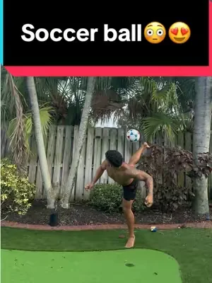 Actually a hack insane how it stays up in the air😭 #soccerball #soccerballs #soccerballchallenge #soccerjuggling #soccerjuggle 