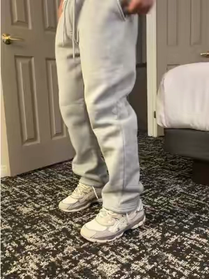 cant go wrong with this deal 🔥 5’11 wearing large #sweats #graysweatpants #dealsforyoudays 