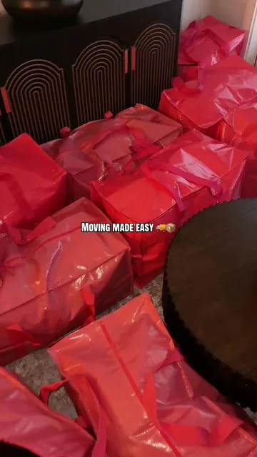 Easiest move ever. I guess pink made it better 💕 #fyp #movinghacks #packinghacks #pinkbags #dealsforyoudays 