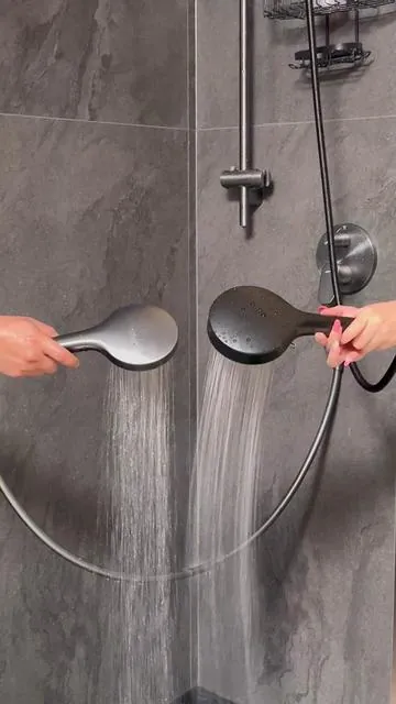 Six different water intensities fully meet unique shower demands of every person inside your household. #dealsforyoudays #AdjustableShowerHead #SpaAtHome #HomeGadgets #ForYouPage Y1 