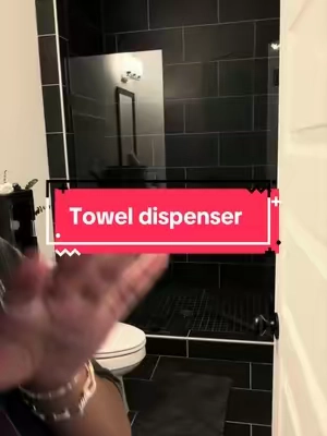Mannn, giving rich vibes😭😂 #toweldispenser #hottowelmachine #facetowel #disposablefacetowel 