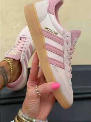 Some sneakers just make every outfit feel a little more put together. 🤍🌸 The soft pink, neutral suede, and gum sole are such a good combination. I got my true size! @Fly Kicks #adidasspezial #pinksneakers #adidassneakers #womenssneakers #pinkaesthetic 