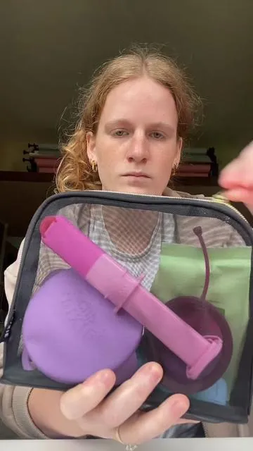 The Disc Kit that includes everything you need to have success with using a menstrual disc. #pixiedisckit #menstrualdisckit #periodkit #pixiediscapplicator #menstrualdisc 
