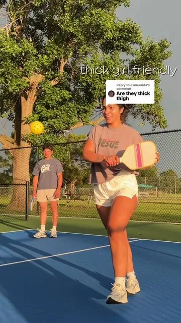 Replying to @esmeralda the slit it has on the side helps you move and not feel compressed! 😎 #ootd #running #pickleball #godisgood #tiktokshop 