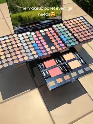 180 different colors😍 @thymy beauty #fyp #tiktokshop #makeup #makeuppalette #eyeshadow 