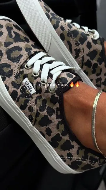 Leopard print @vans 🔥🔥🔥 #vans #vansshoes #leopardprint #tiktokshopcreatorpicks 