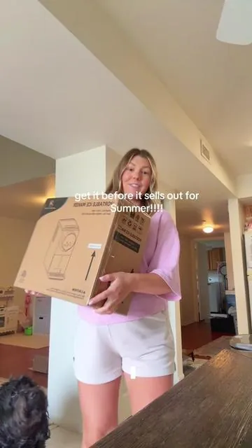 No way it has this many features, makes that much nugget ice AND it’s on a huge sale right now!!!! #nuggeticemaker #dealsforyoudays #icemachine #summerwins 