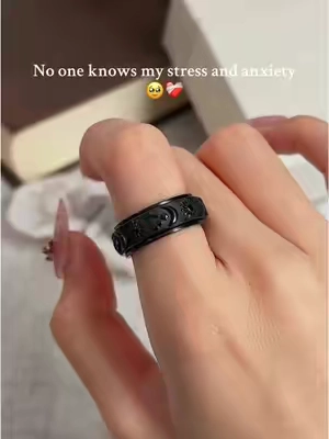Better to spin it than to tear your fingers off 🥹#sunandmoon #ring #lovegift #anxietyrelief #jewelry d